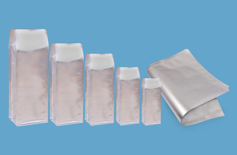 原料药铝箔袋-上海荣明包装材料